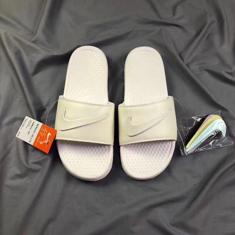 Nike Benassi JDI All White